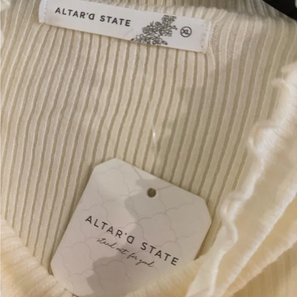 Altar’d state cream Ribbed Long-Sleeve Top with Lace Cuffs - Picture 3 of 5